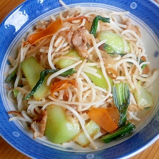 くっつかない！チンゲン菜そうめんチャンプル